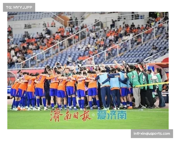 山东泰山4-1大胜上海申花,主场观众仅20766人创赛季新低 山东泰山4-1大胜上海申花,主场观众仅20766人创赛季新低